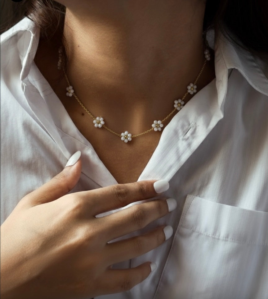 belly inspired flower necklace