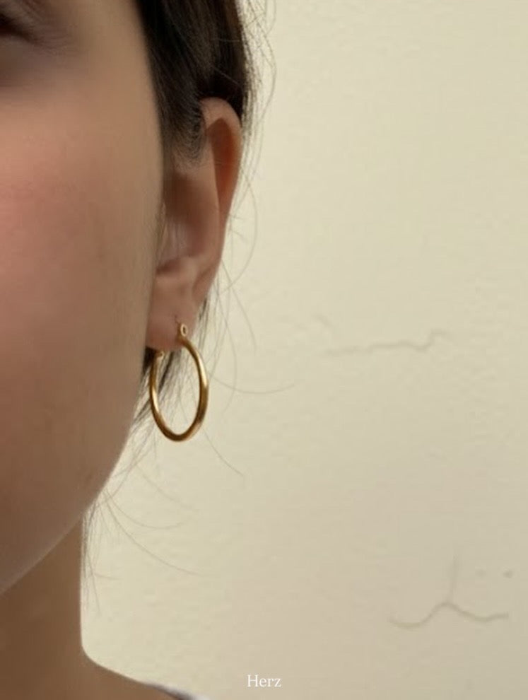 Hoop earings