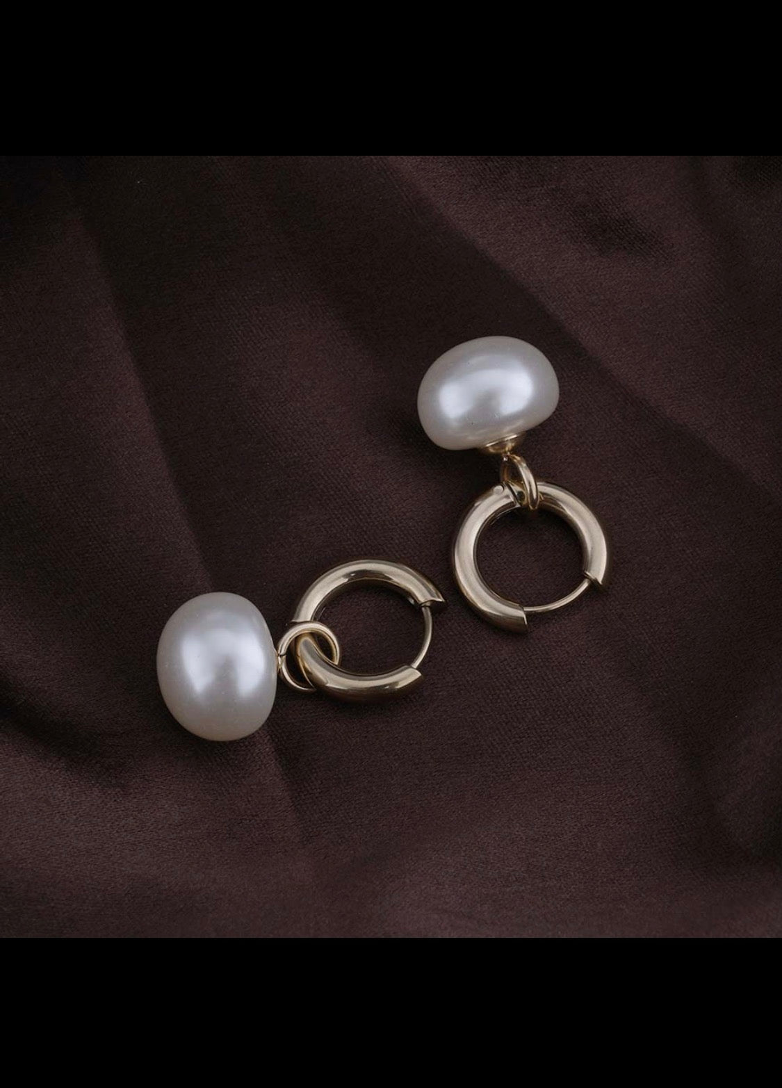 Detachable Pearl earing