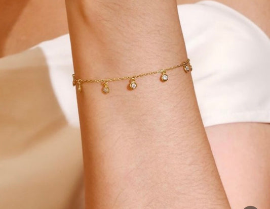 Zircon charm bracelet